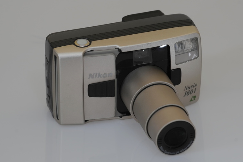 kompakt-Nikon_Nuvis_160i(1997).JPG