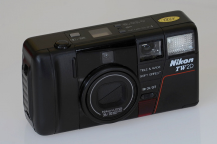 kompakt-Nikon TW 2D(1987)