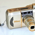kompakt-Nikon Lite.Touch Zoom 120ED QD(2000)